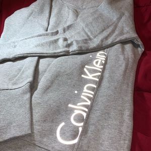Calvin Klein Long Stylish Reflective Collared Sweatshirt with Thumb holes